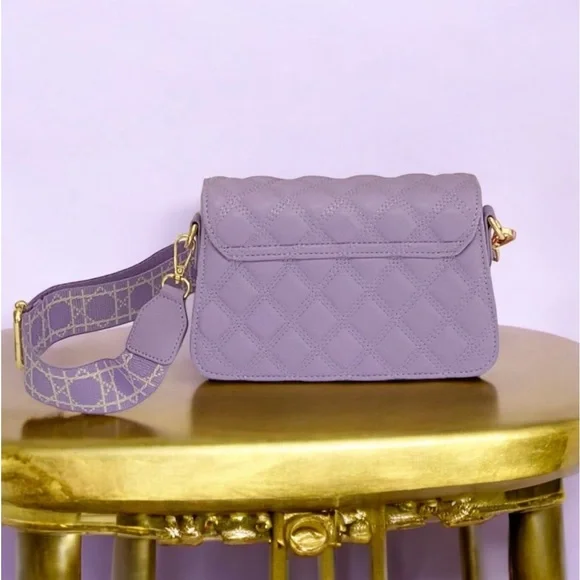 BAGCO NWT LIGHT PURPLE LEATHER CROSSBODY BAG PURSE CLUTCH GOLD TONE HARDWARE